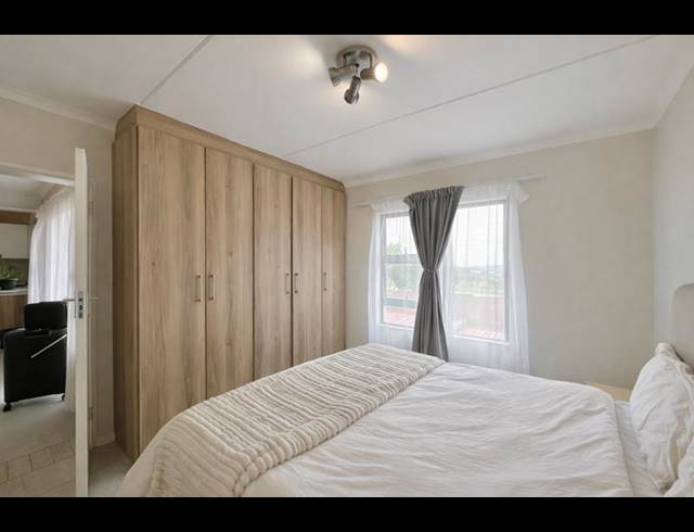 2 BEDROOM APARTMENT FOR SALE IN MODDERFONTEIN